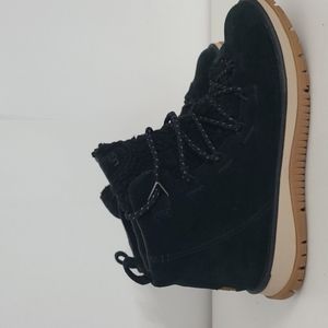 Ugg Suede Shoe Boot